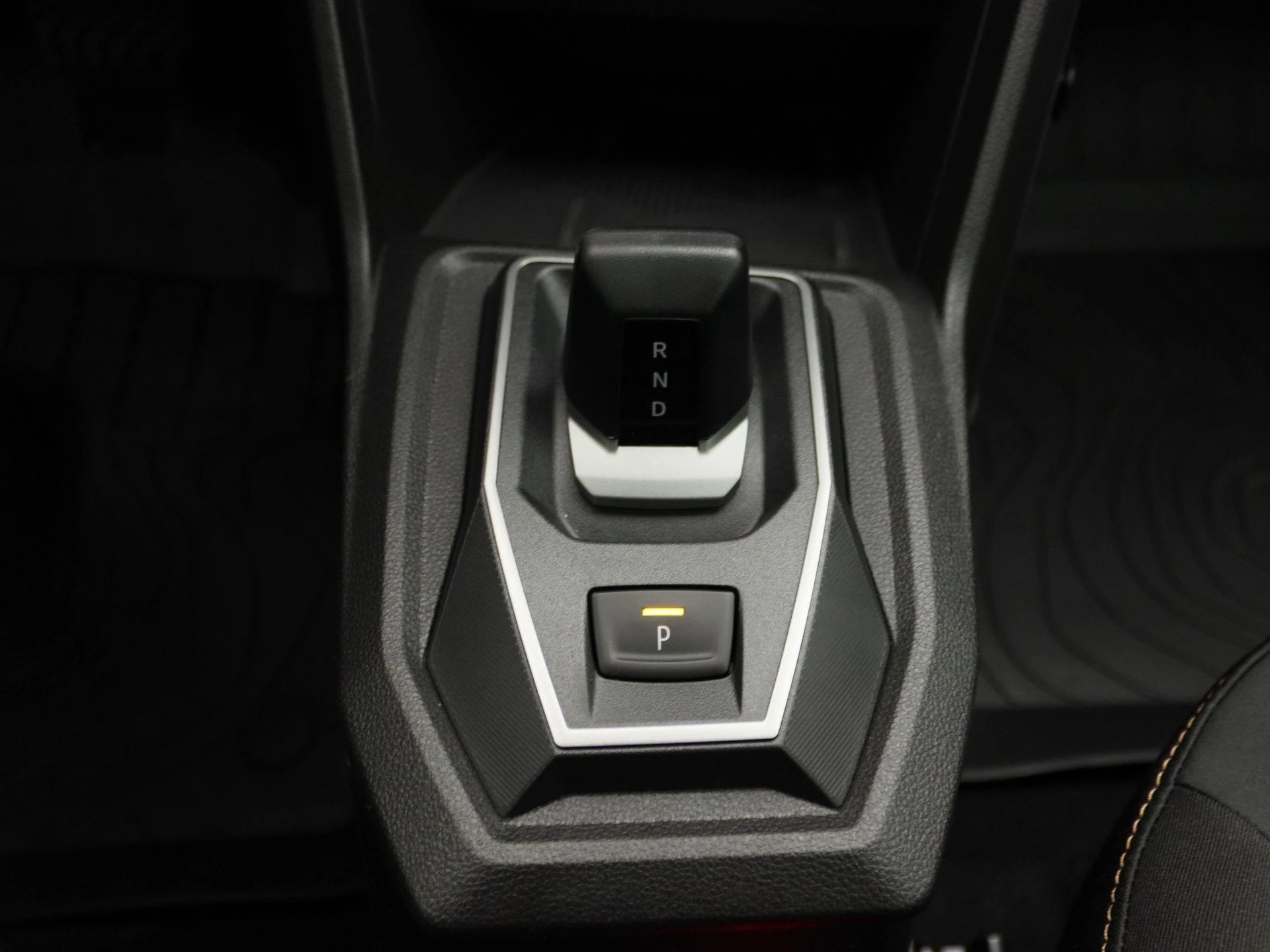 Dacia-Sandero Stepway-image-10