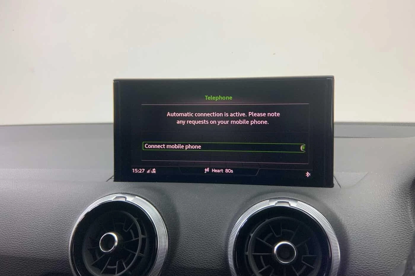 Audi-SQ2-image-15