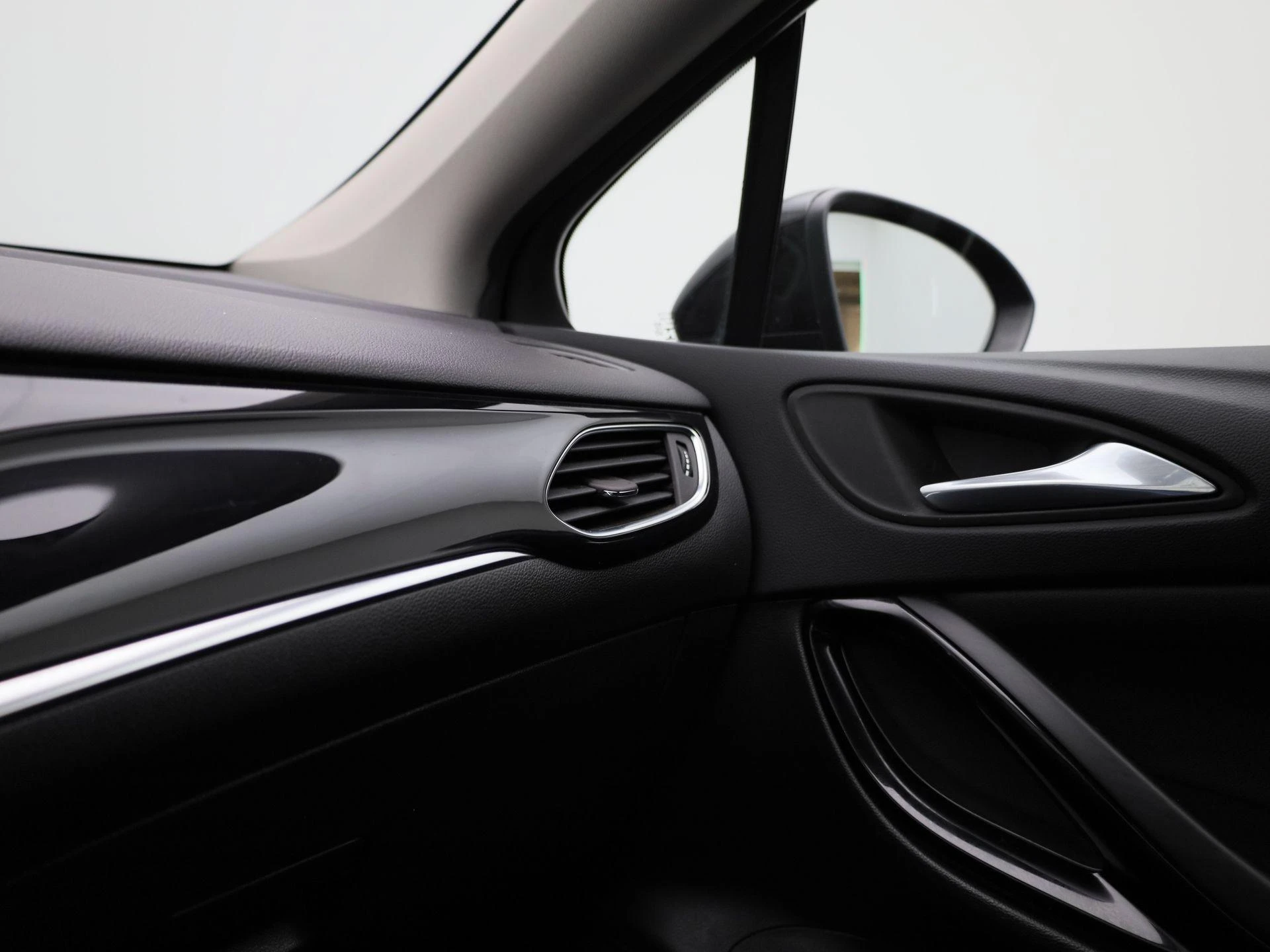 Opel-Astra-image-25