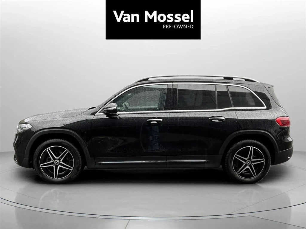 Mercedes-Benz-EQB-image-7