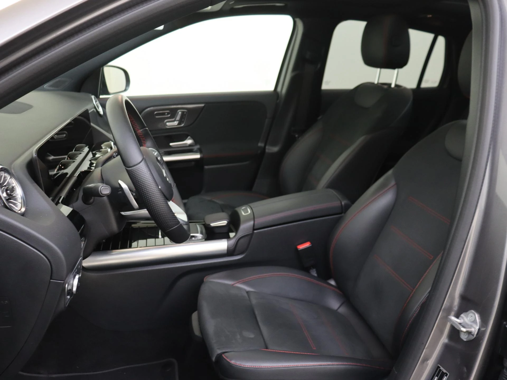 Mercedes-Benz GLA 250 e Business Solution AMG Limited