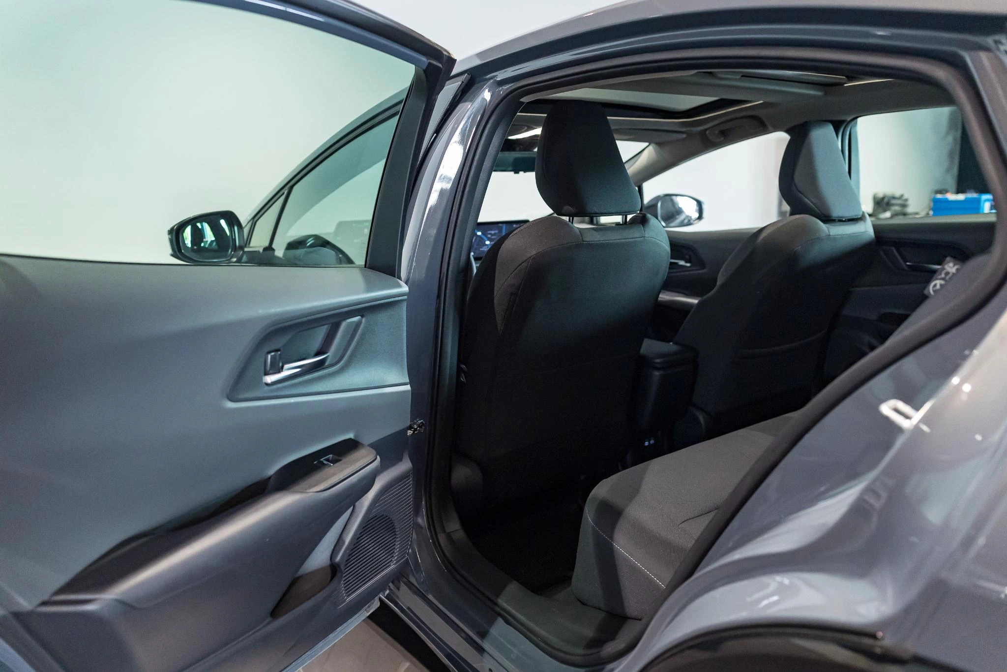 Toyota Prius 2.0 PHEV 164kW Premium Plus e-CVT