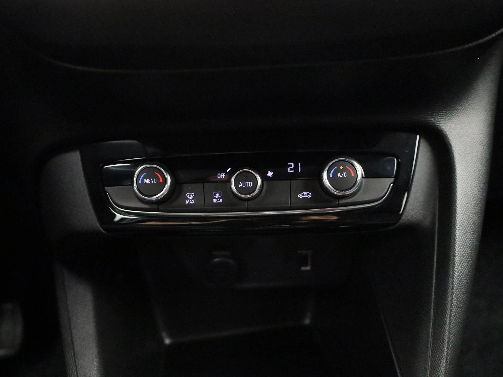 Opel-Corsa-e-image-16