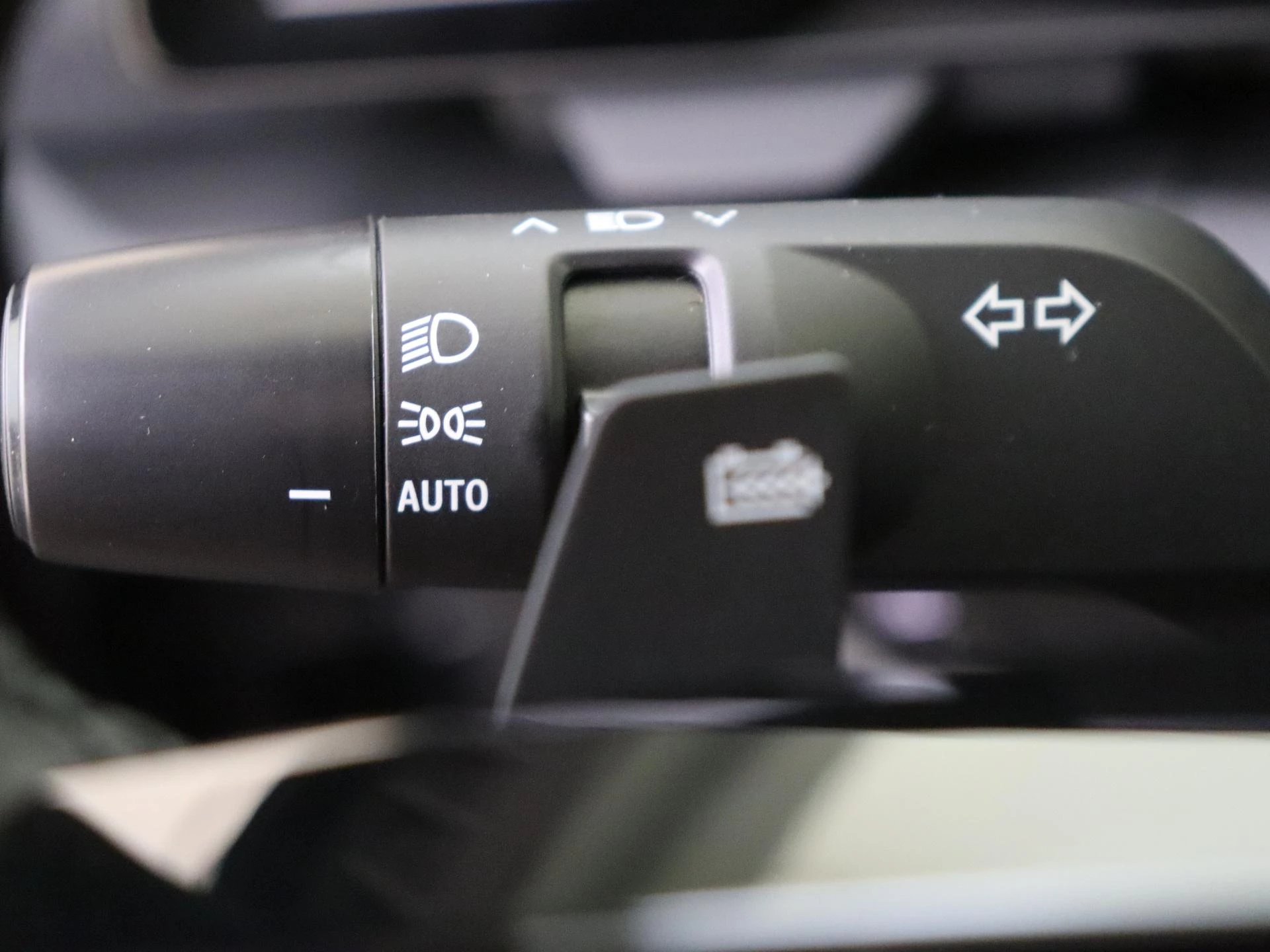 Renault-Megane E-Tech-image-20