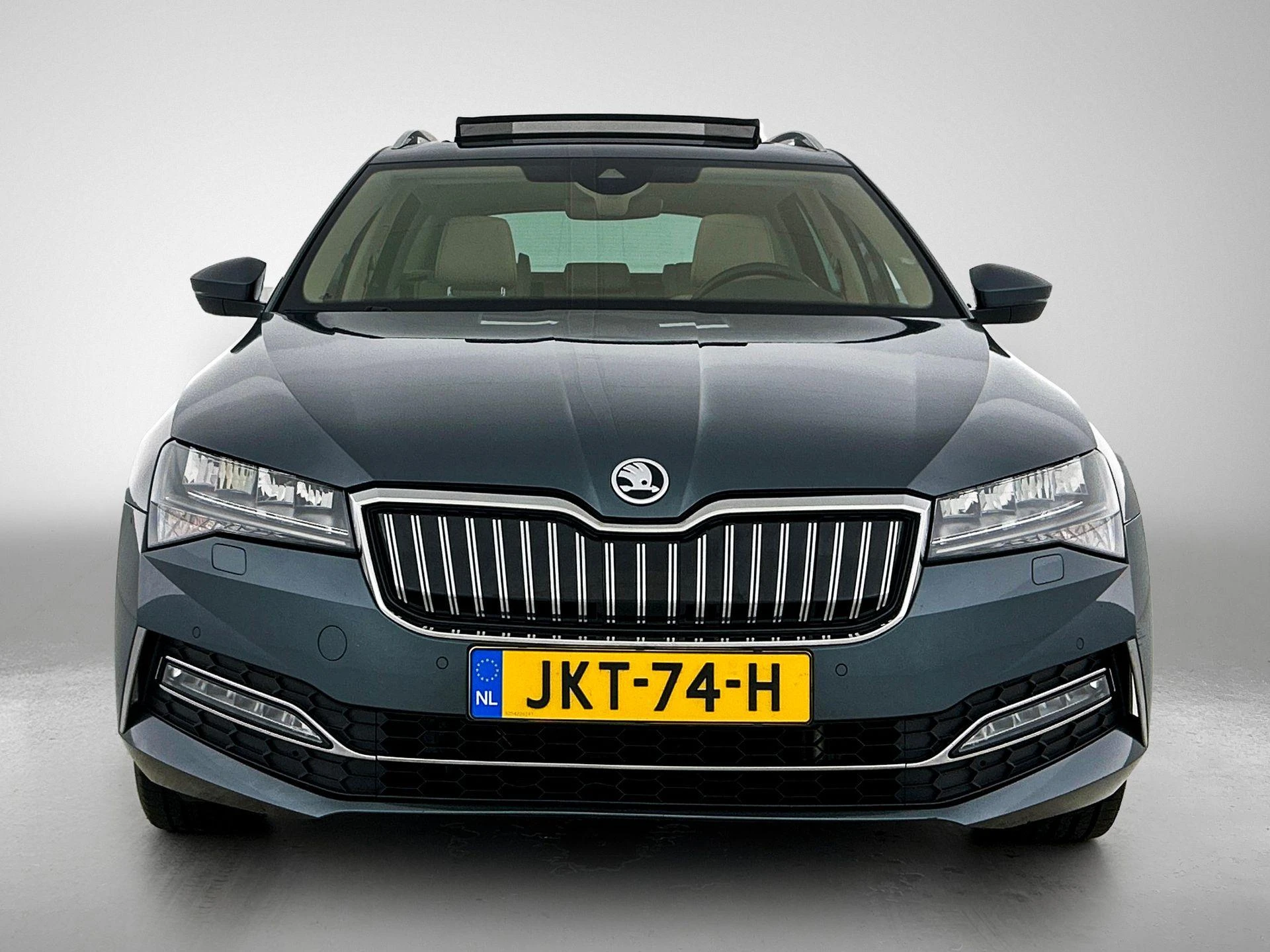 Škoda-Superb-image-4