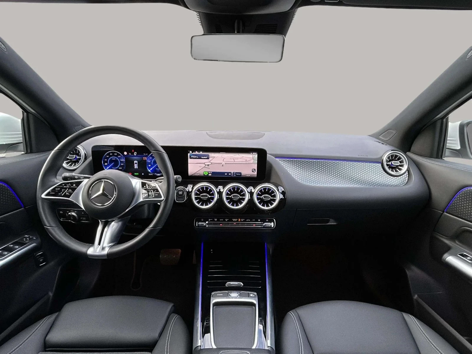 Mercedes-Benz-EQA-image-11