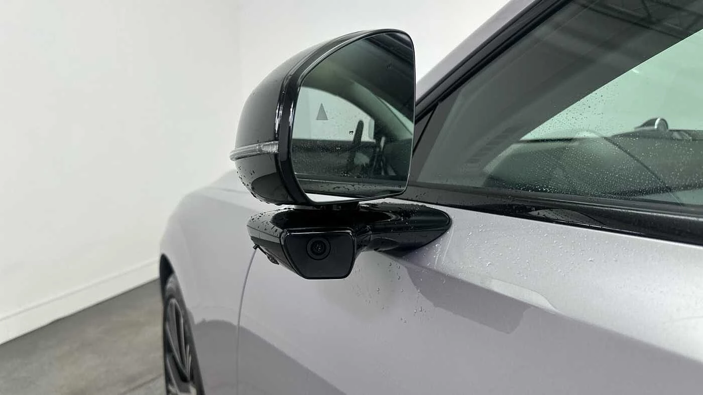 Volvo-ES90-image-24