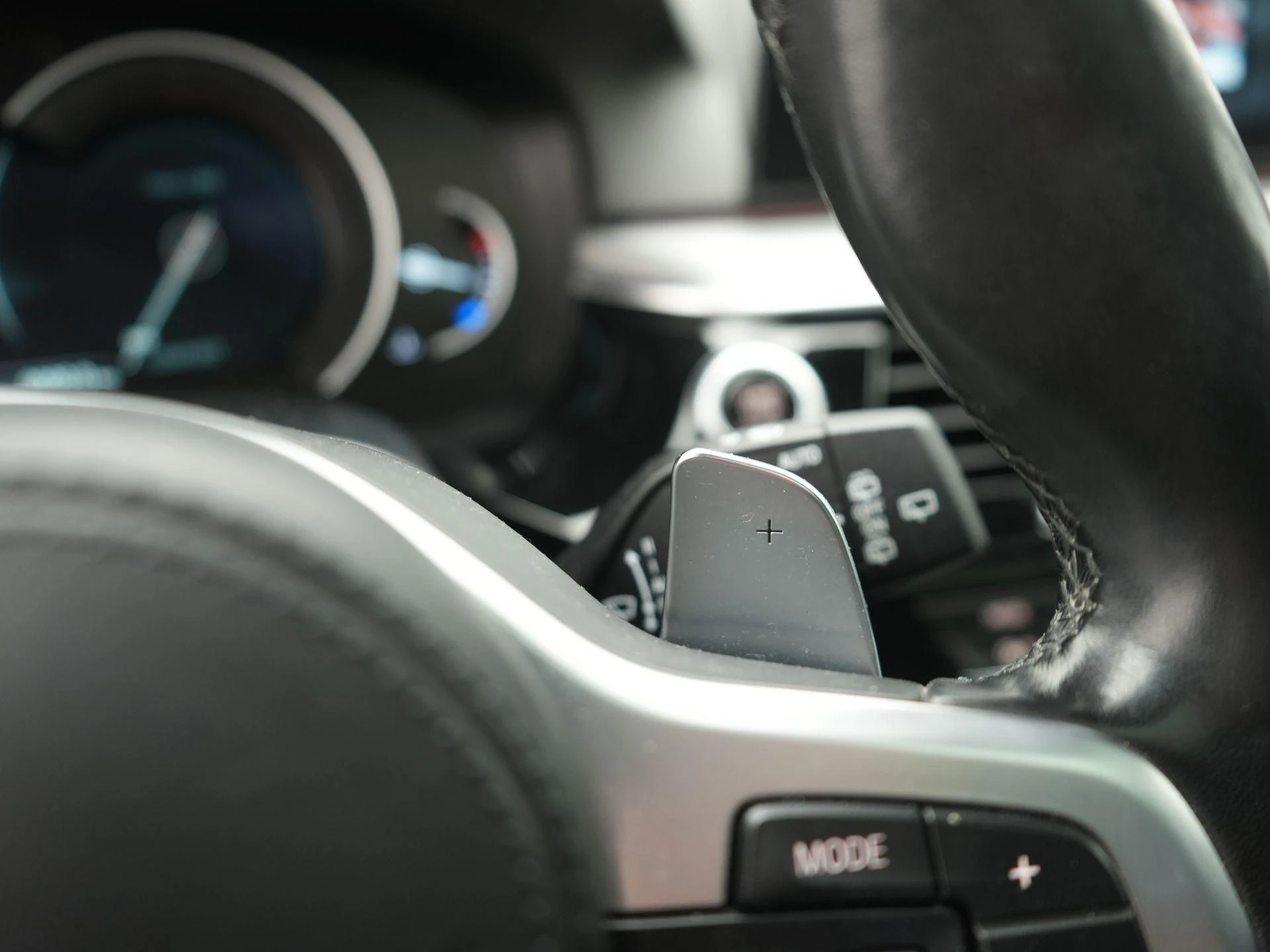 BMW-5 Serie-image-24
