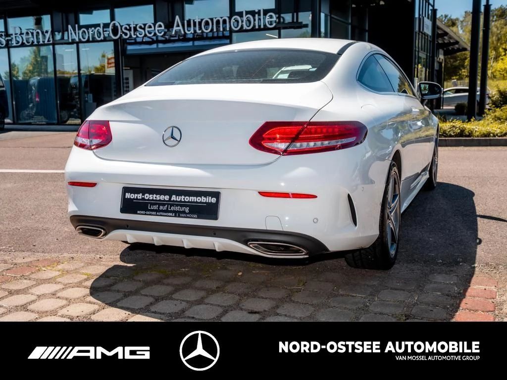 Mercedes-Benz C-Klasse 180 Coupé AMG COMAND LED TEMPO KAMERA AMG Line