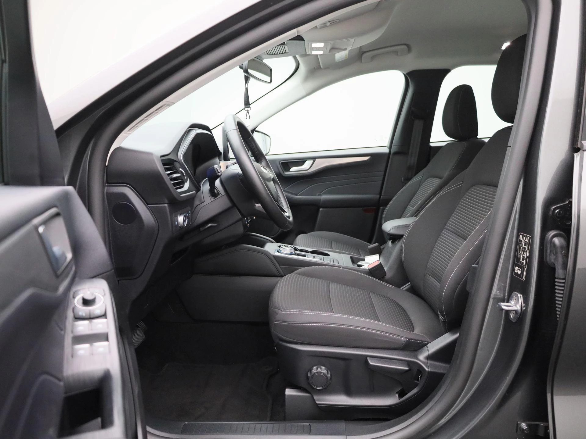 Ford-Kuga-image-10