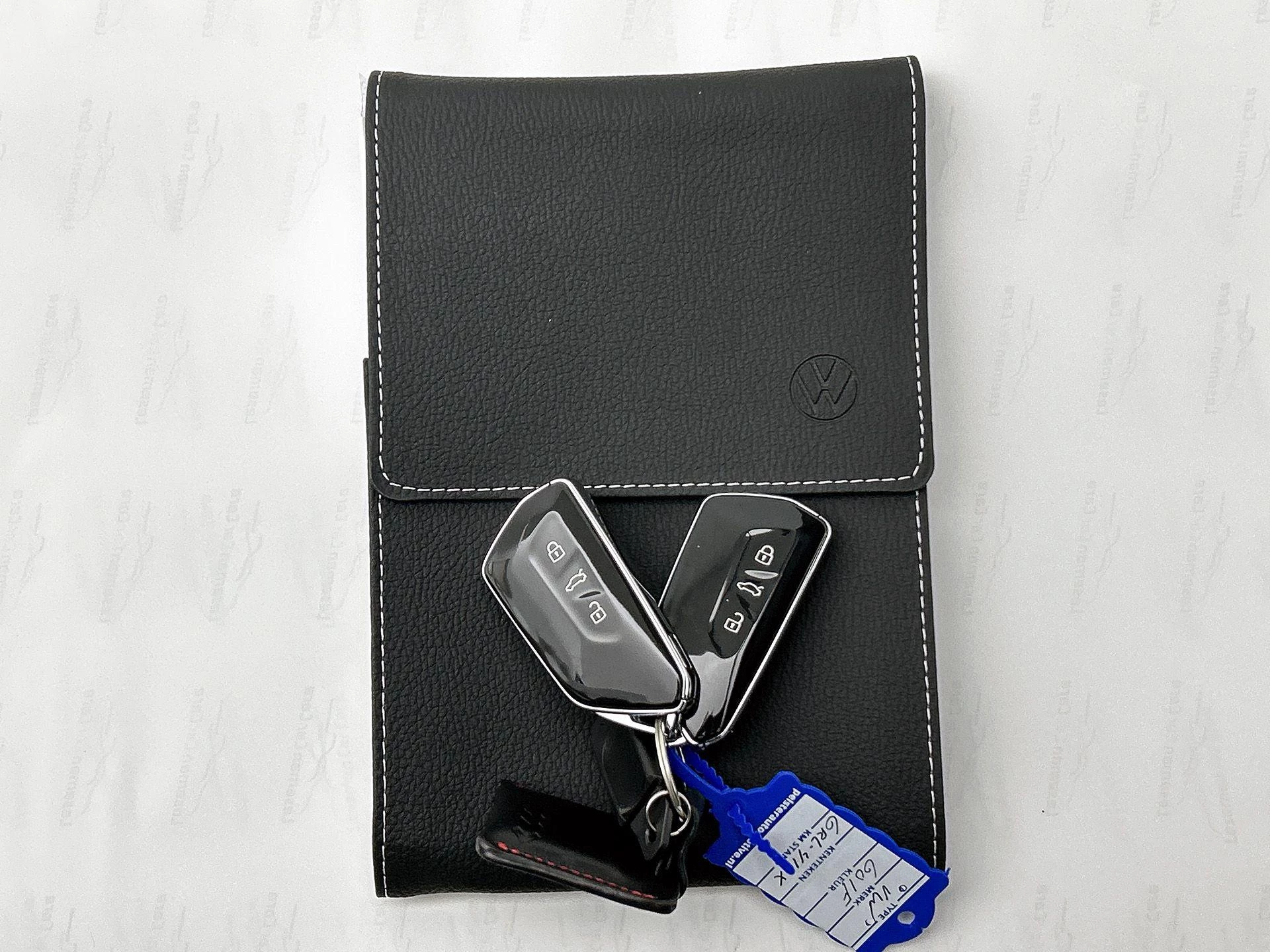 Volkswagen-Golf-image-32