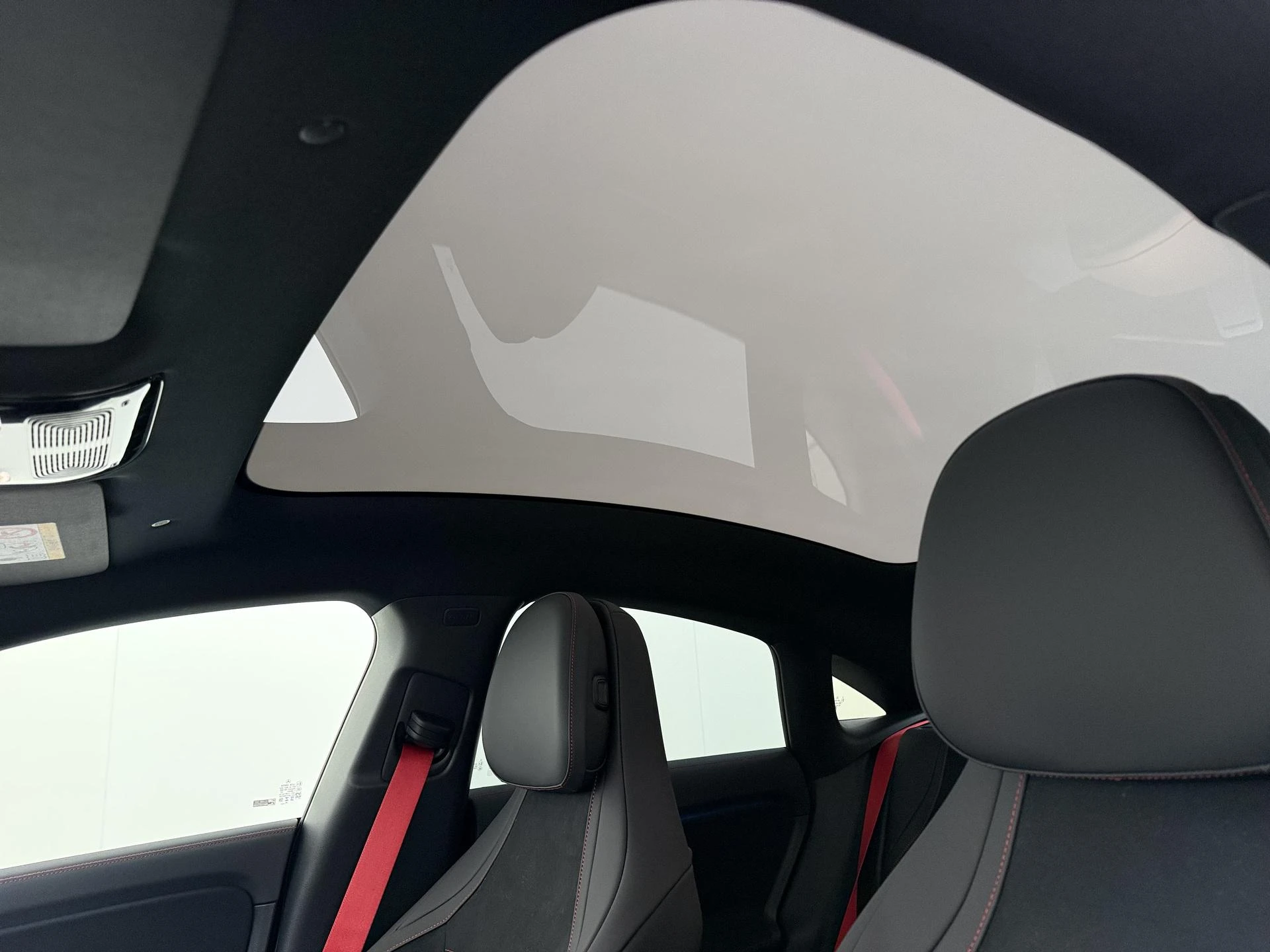 Mercedes-Benz-CLA-image-26