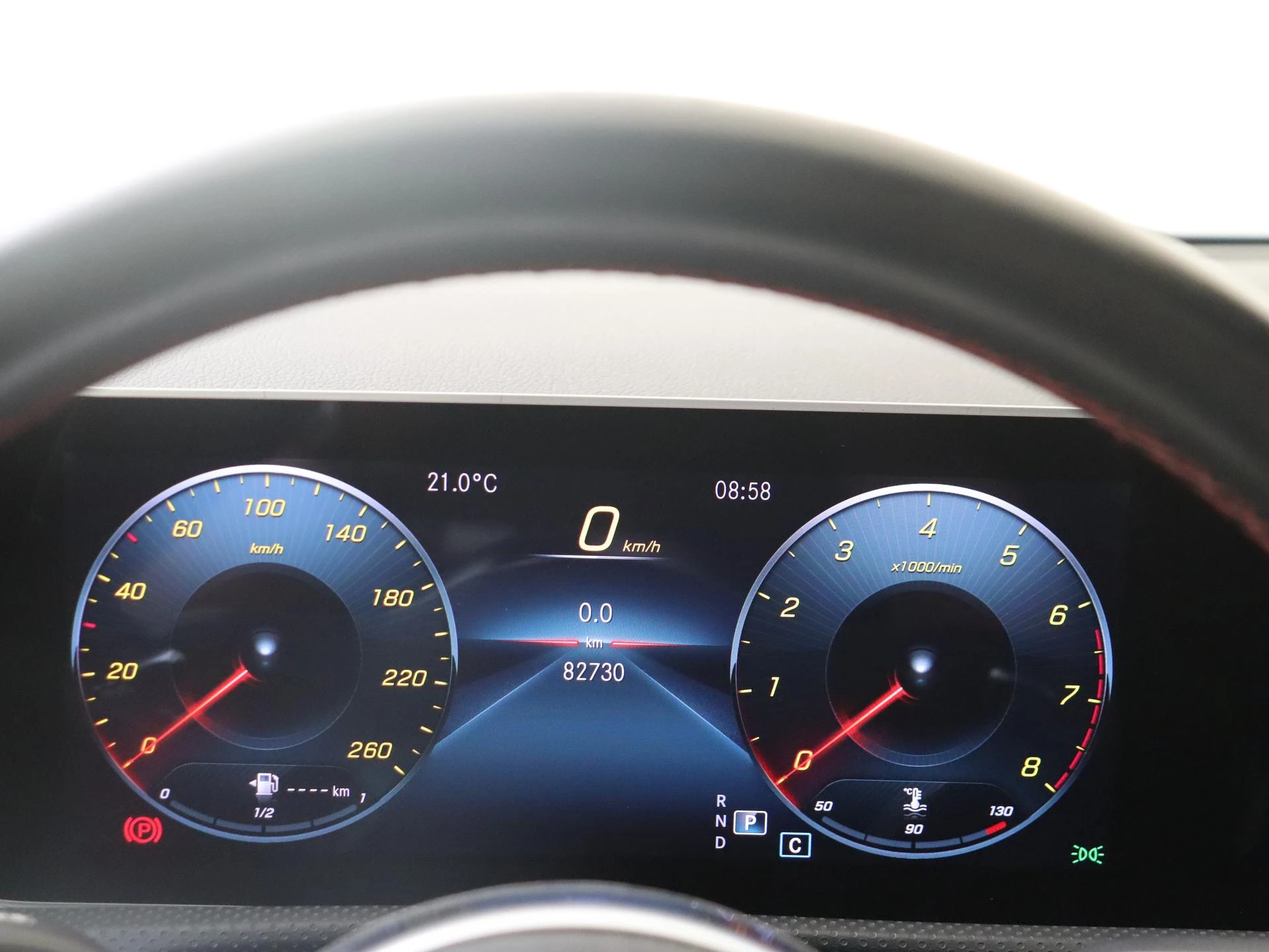 Mercedes-Benz-A-Klasse-image-10