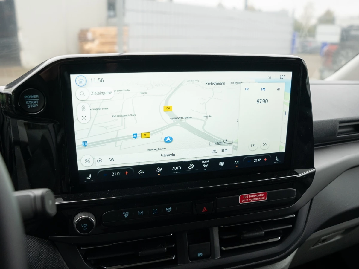 Ford-Tourneo Custom-image-10