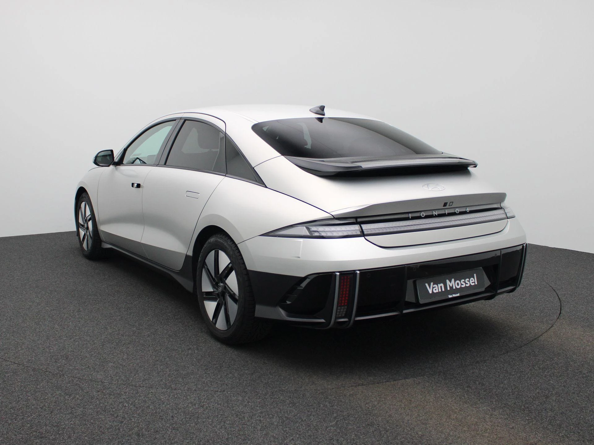 Hyundai IONIQ 6 53 kWh Core Plus