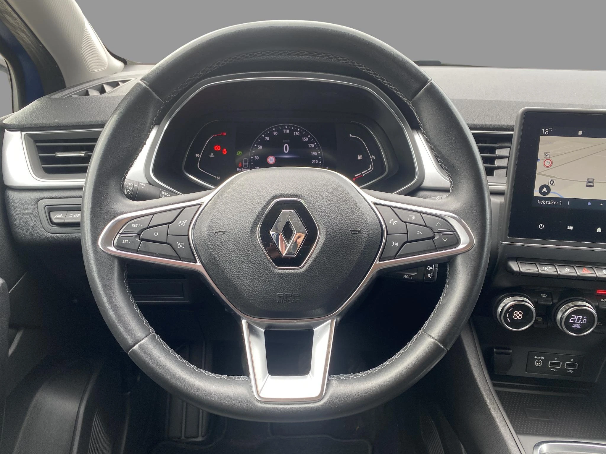 Renault-Captur-image-11