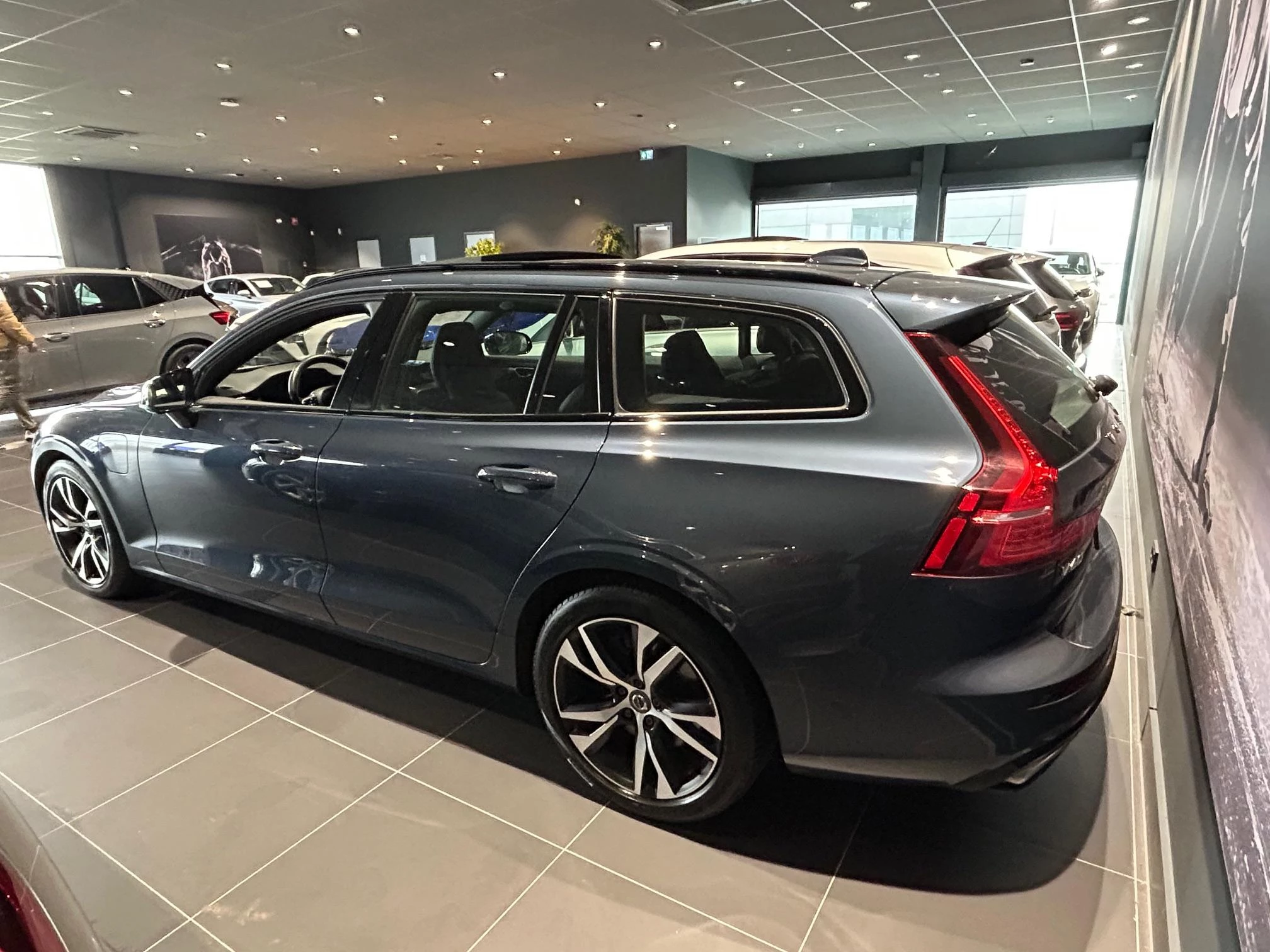 Volvo-V60-image-3