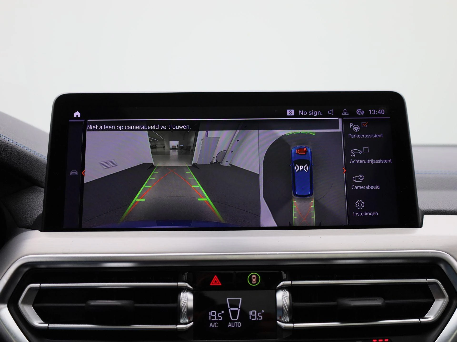 BMW-iX3-image-33