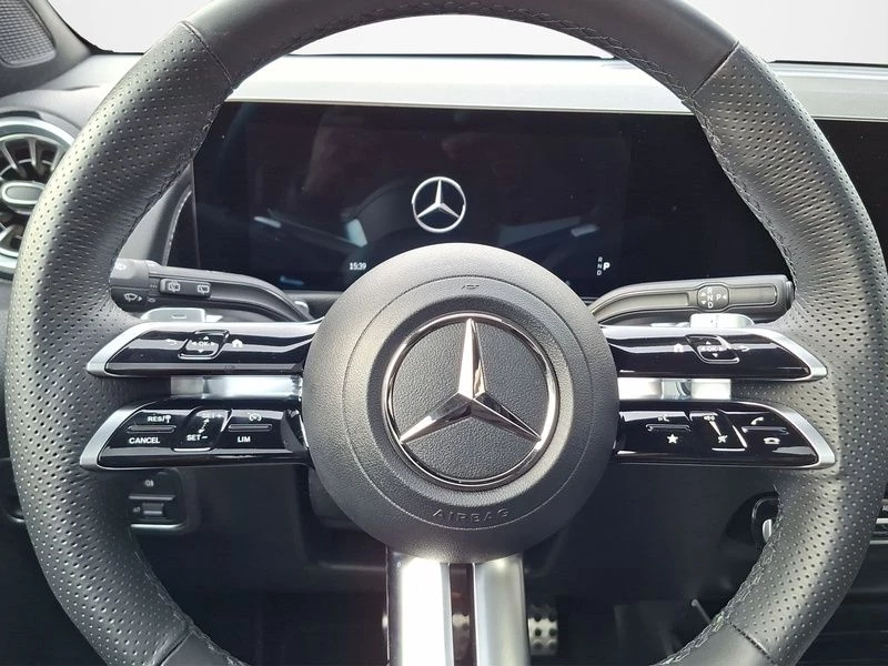 Mercedes-Benz GLB 200 d AMG LINE AHK KAMERA NIGHT TEMPOMAT AMG Line