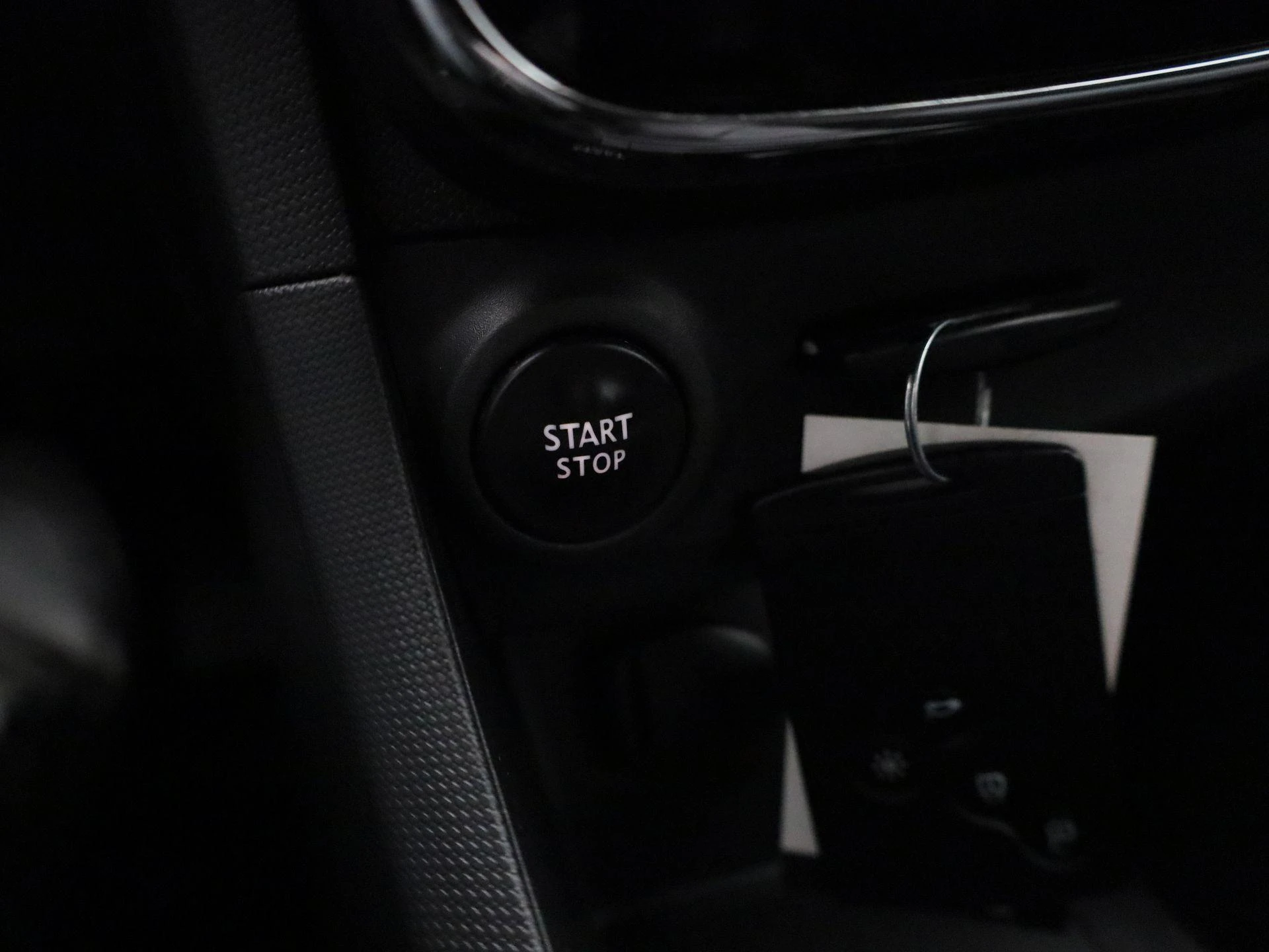 Renault-Clio-image-27