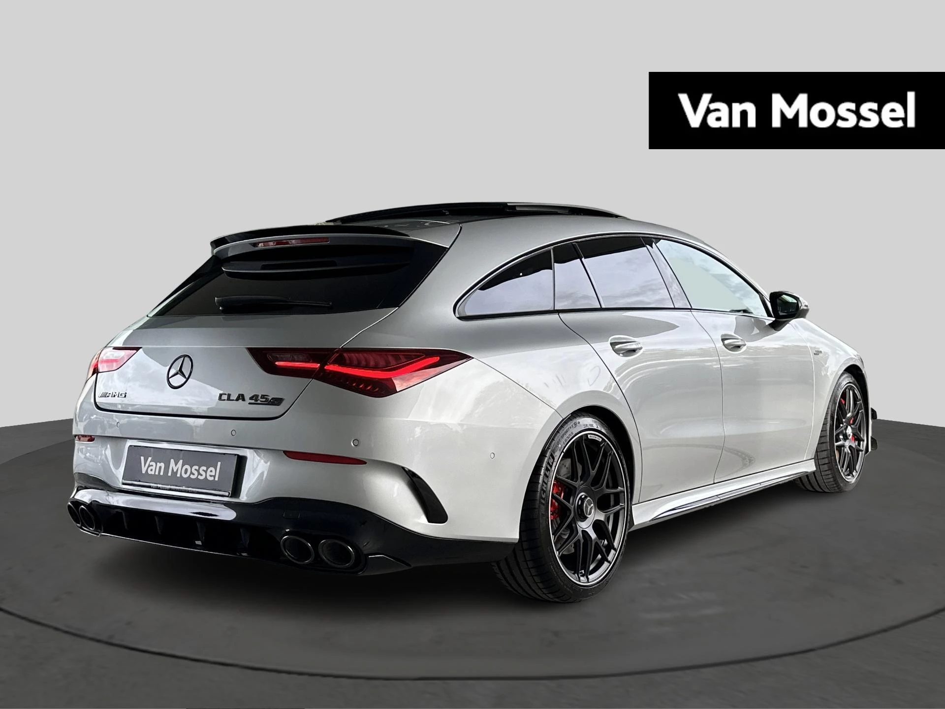 Mercedes-Benz-CLA-image-3