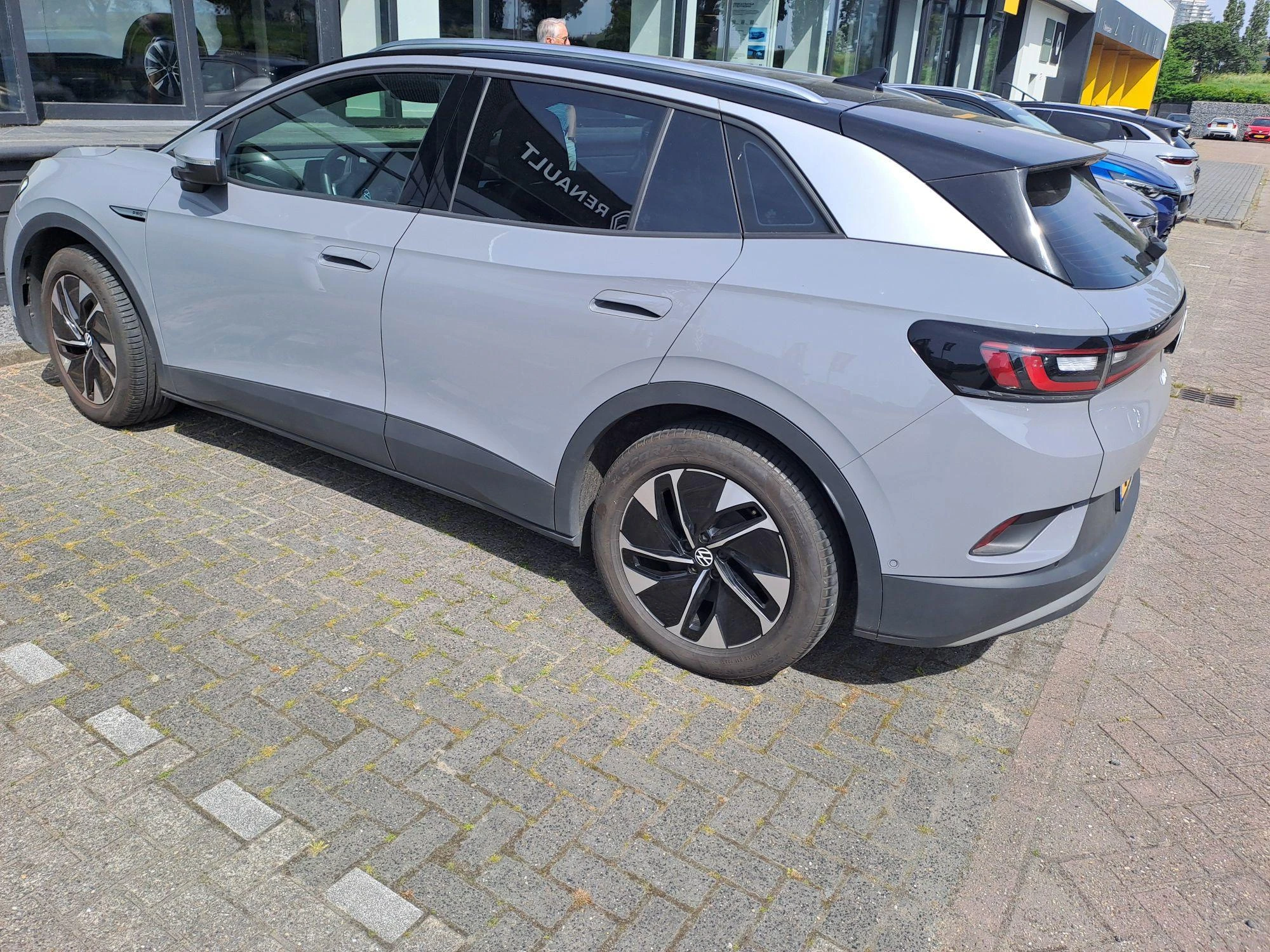 Volkswagen-ID.4-image-3
