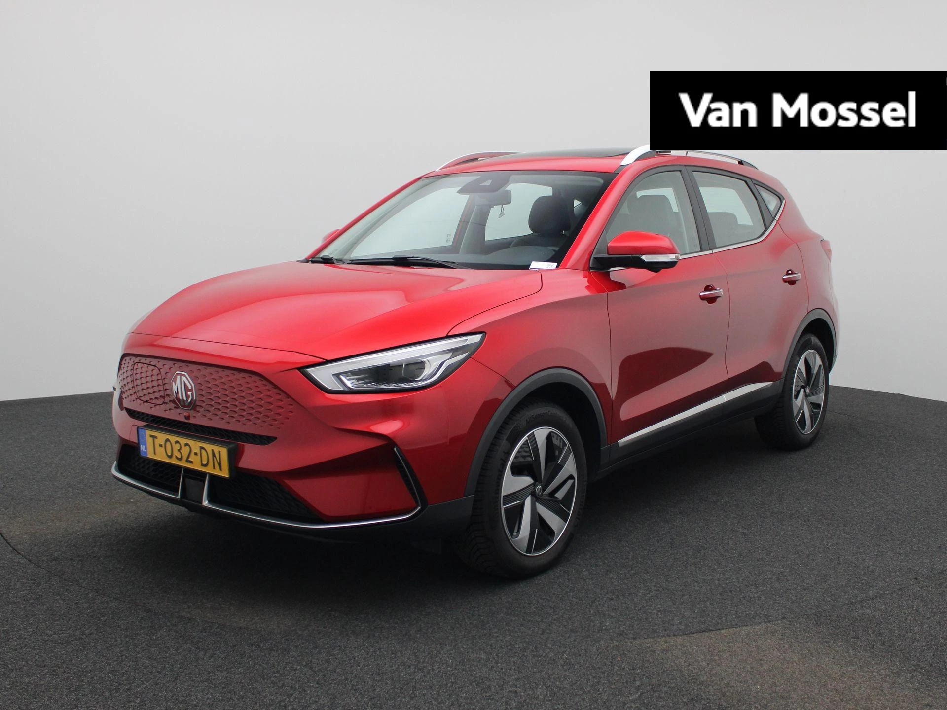 MG-ZS EV-image-0