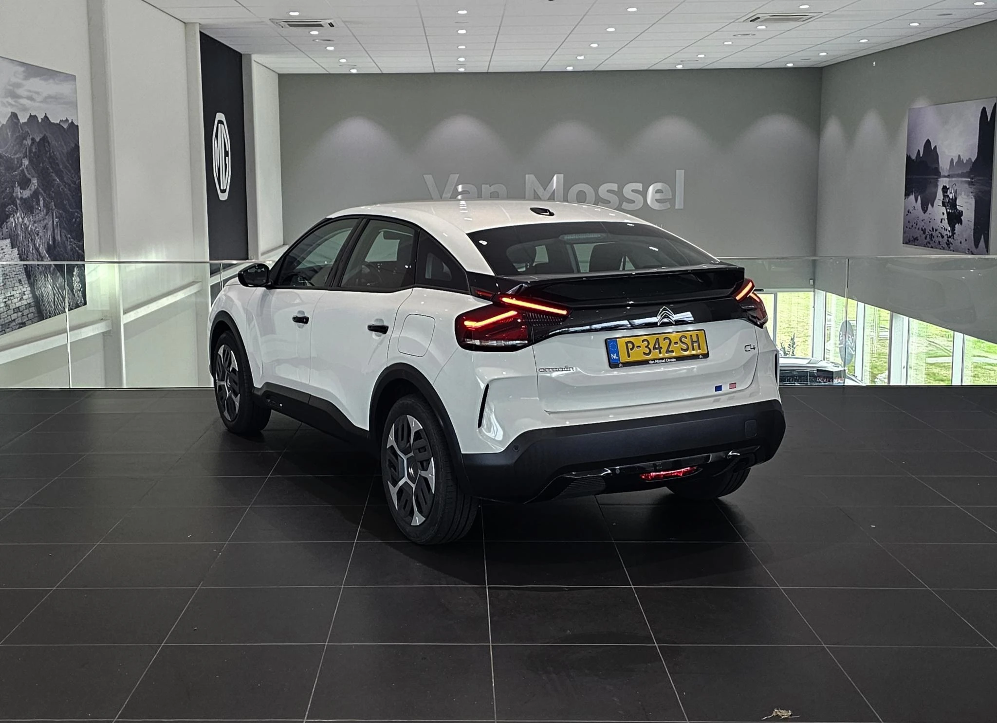 Citroën-C4-image-2