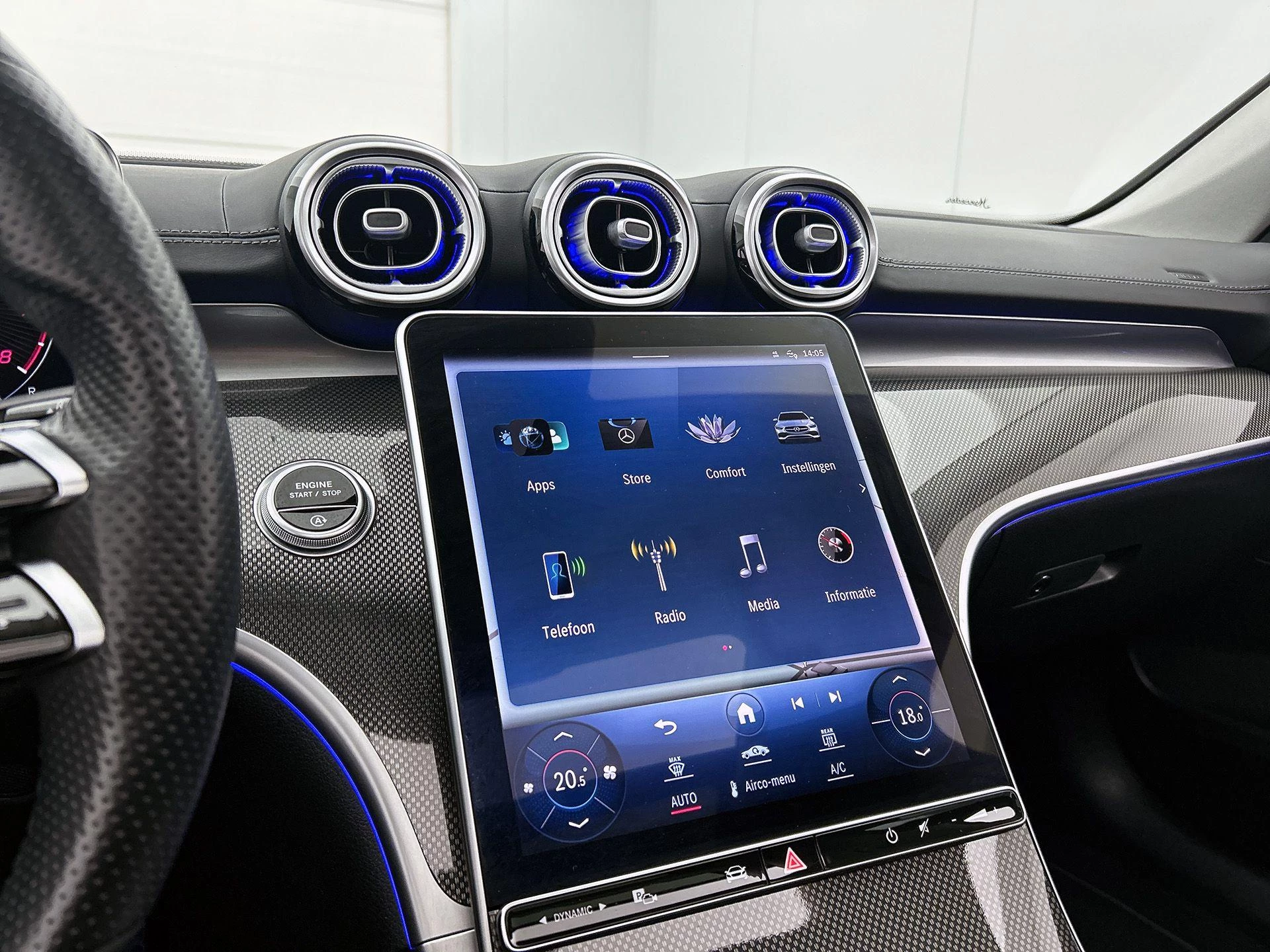 Mercedes-Benz-C-Klasse-image-6