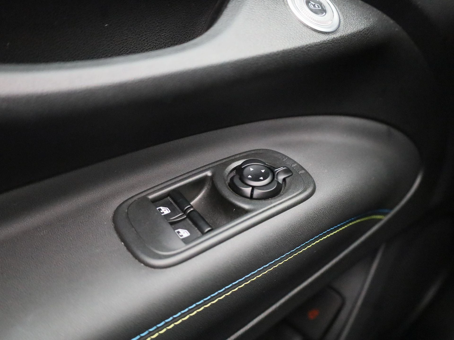 Abarth-500e-image-20