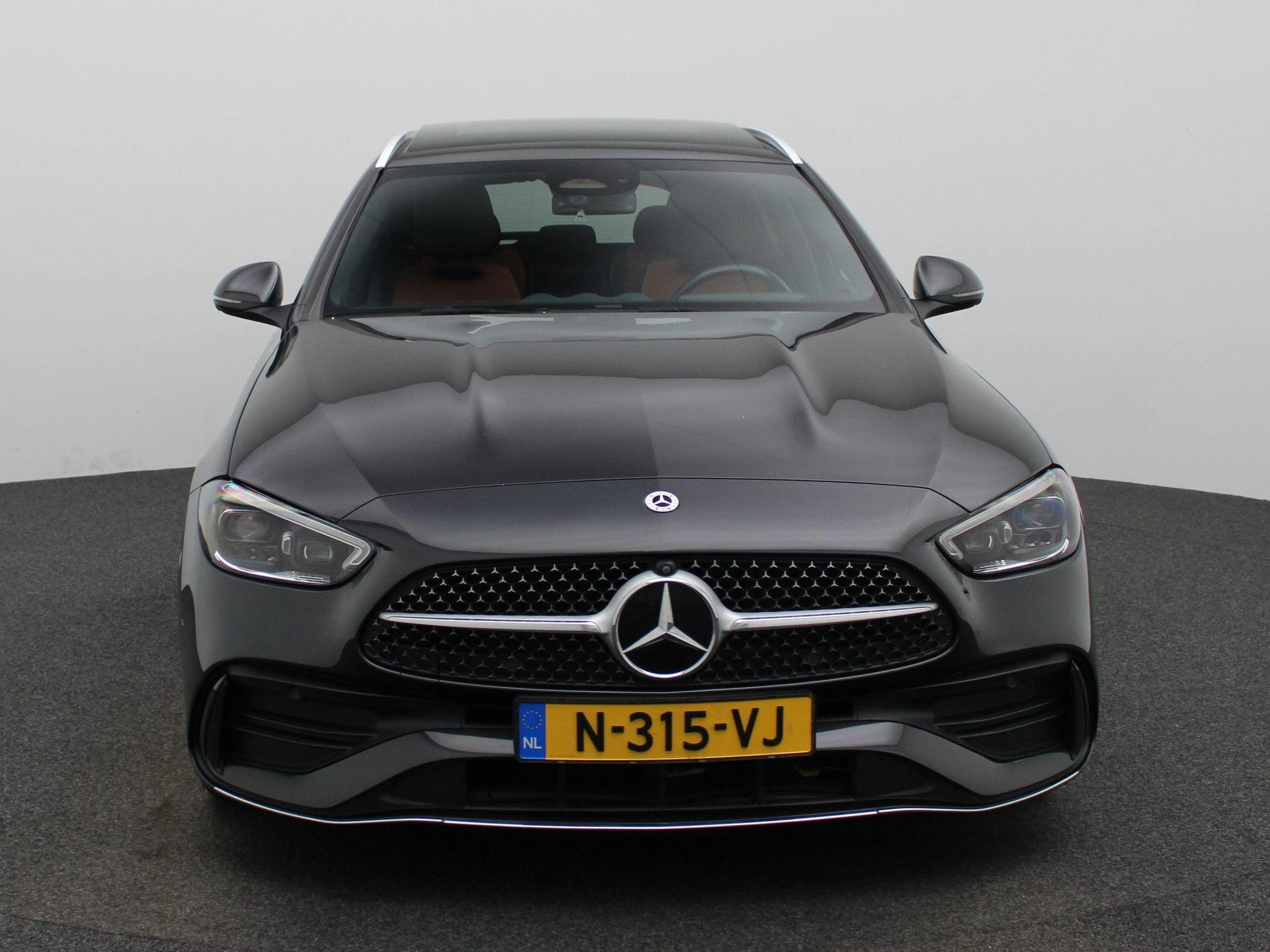 Mercedes-Benz-C-Klasse-image-2