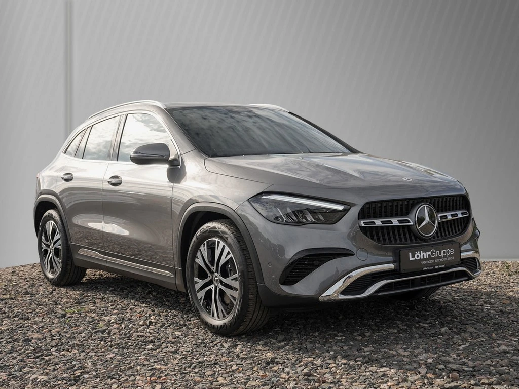 Mercedes-Benz-GLA-image-2