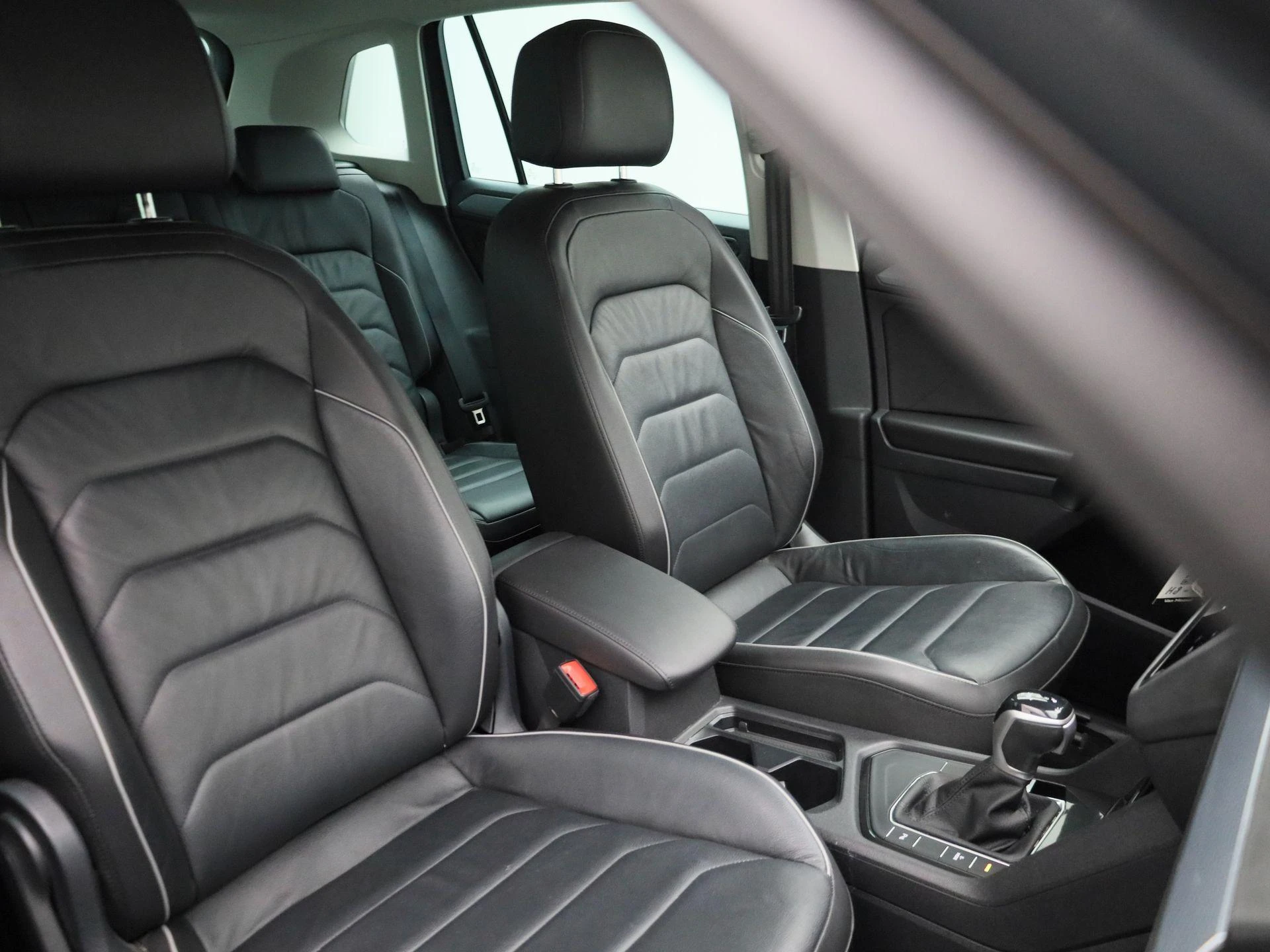 Volkswagen-Tiguan-image-44
