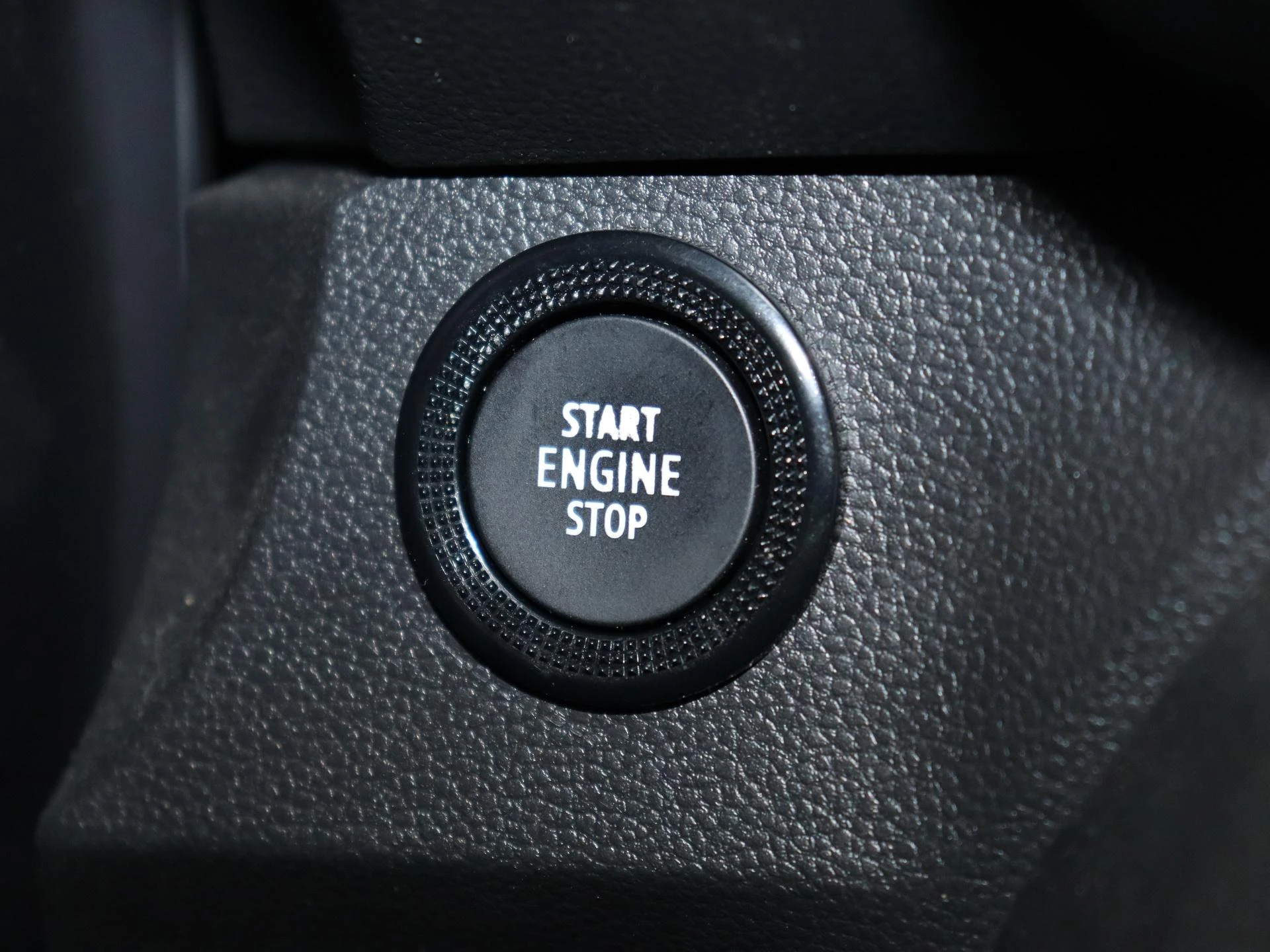 Dacia-Sandero Stepway-image-19