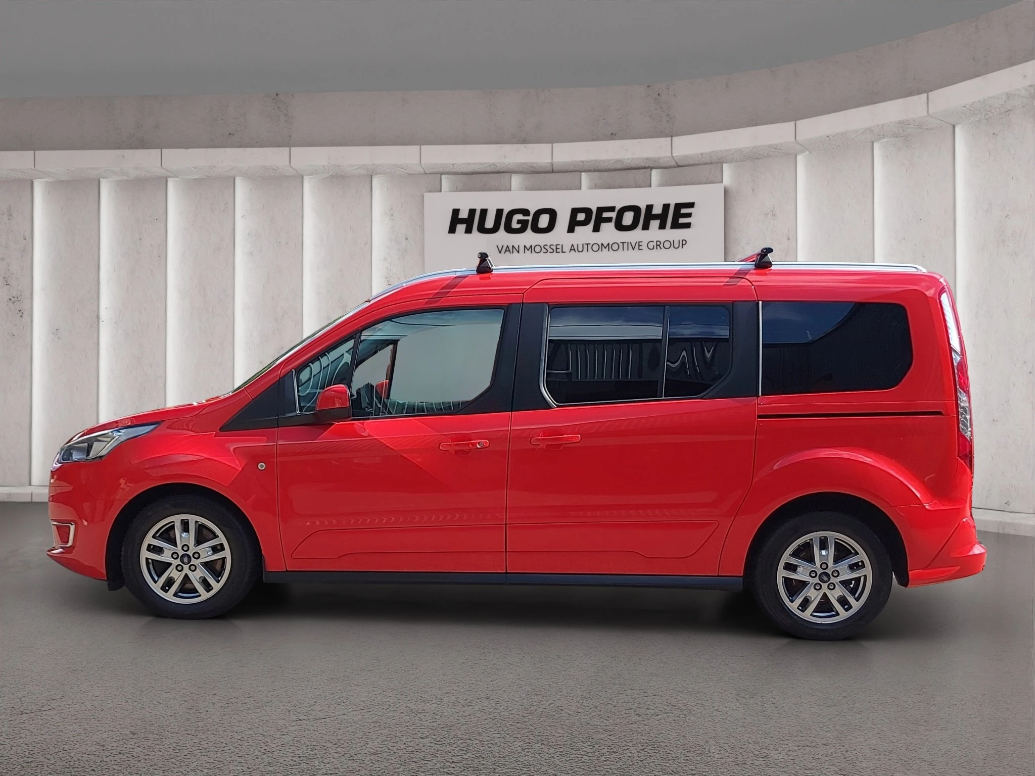 Ford-Tourneo Connect-image-1