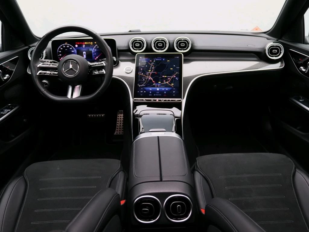 Mercedes-Benz Classe C 180 AMG Line Break + PANORAMISCH DAK + DIGITAL LIGHT + KEY LESS +