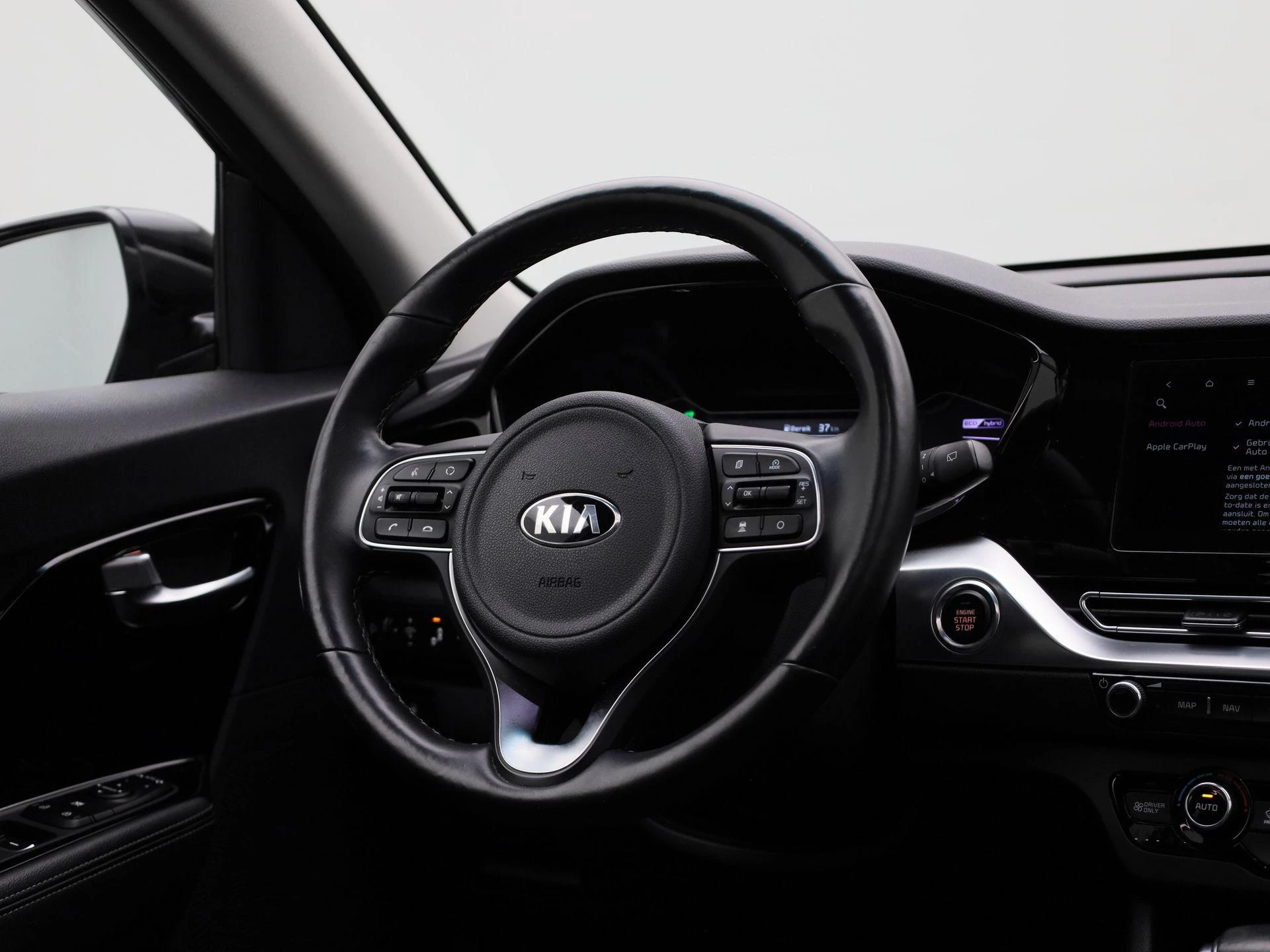 Kia-Niro-image-37