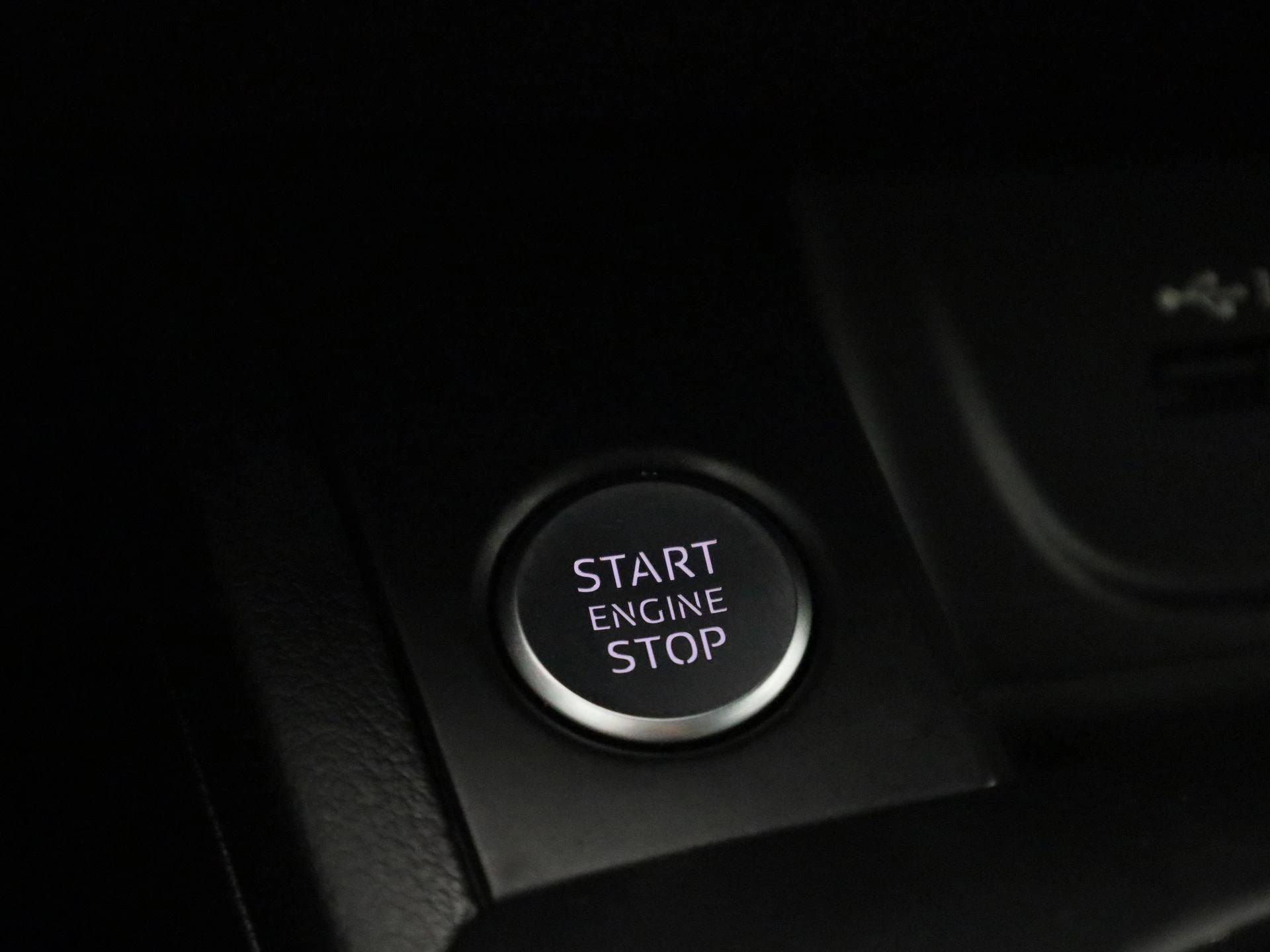 Audi-A4-image-24