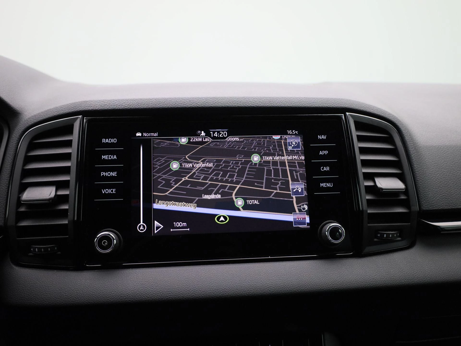 Škoda-Karoq-image-16