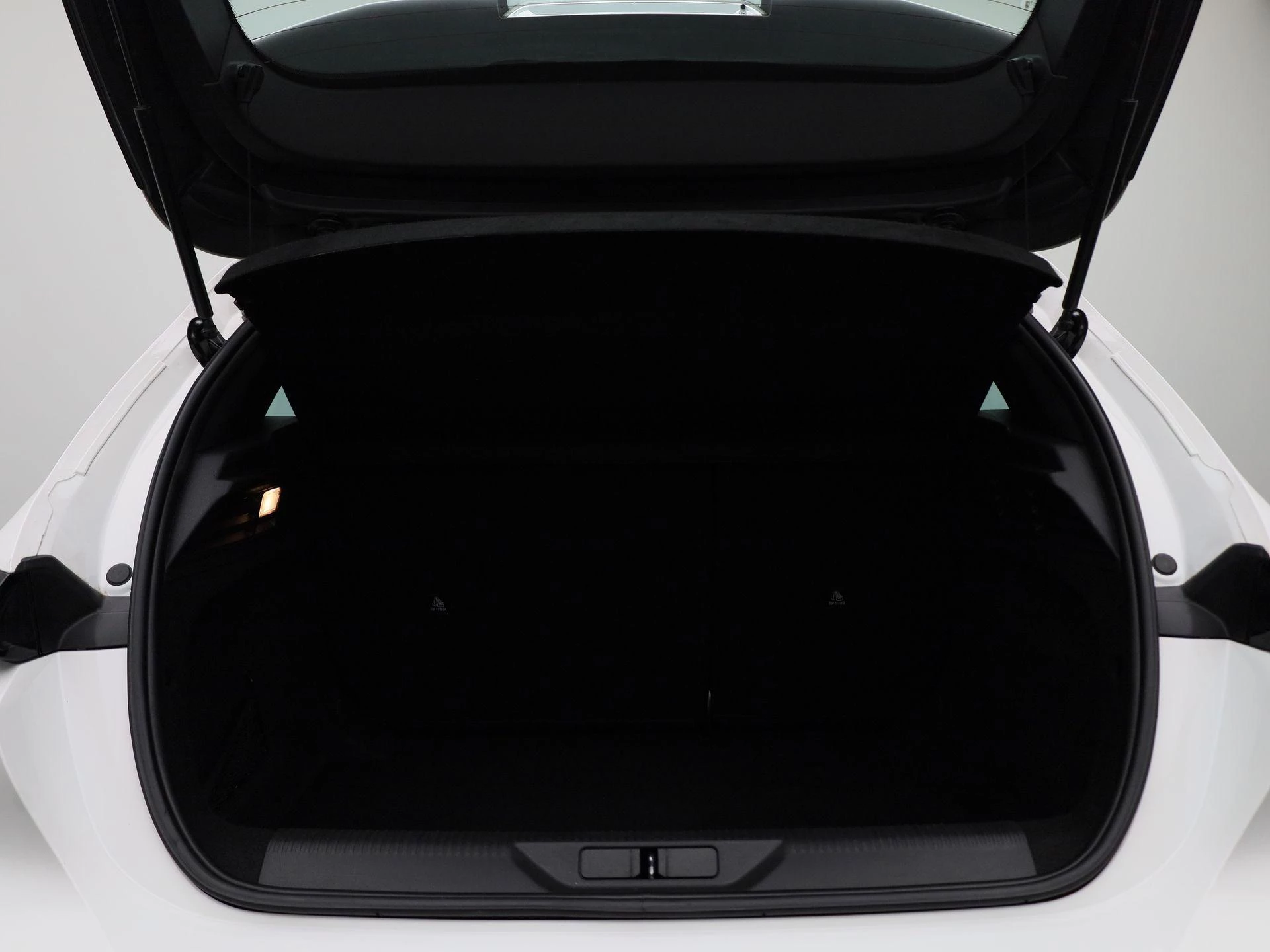 Peugeot-308-image-13