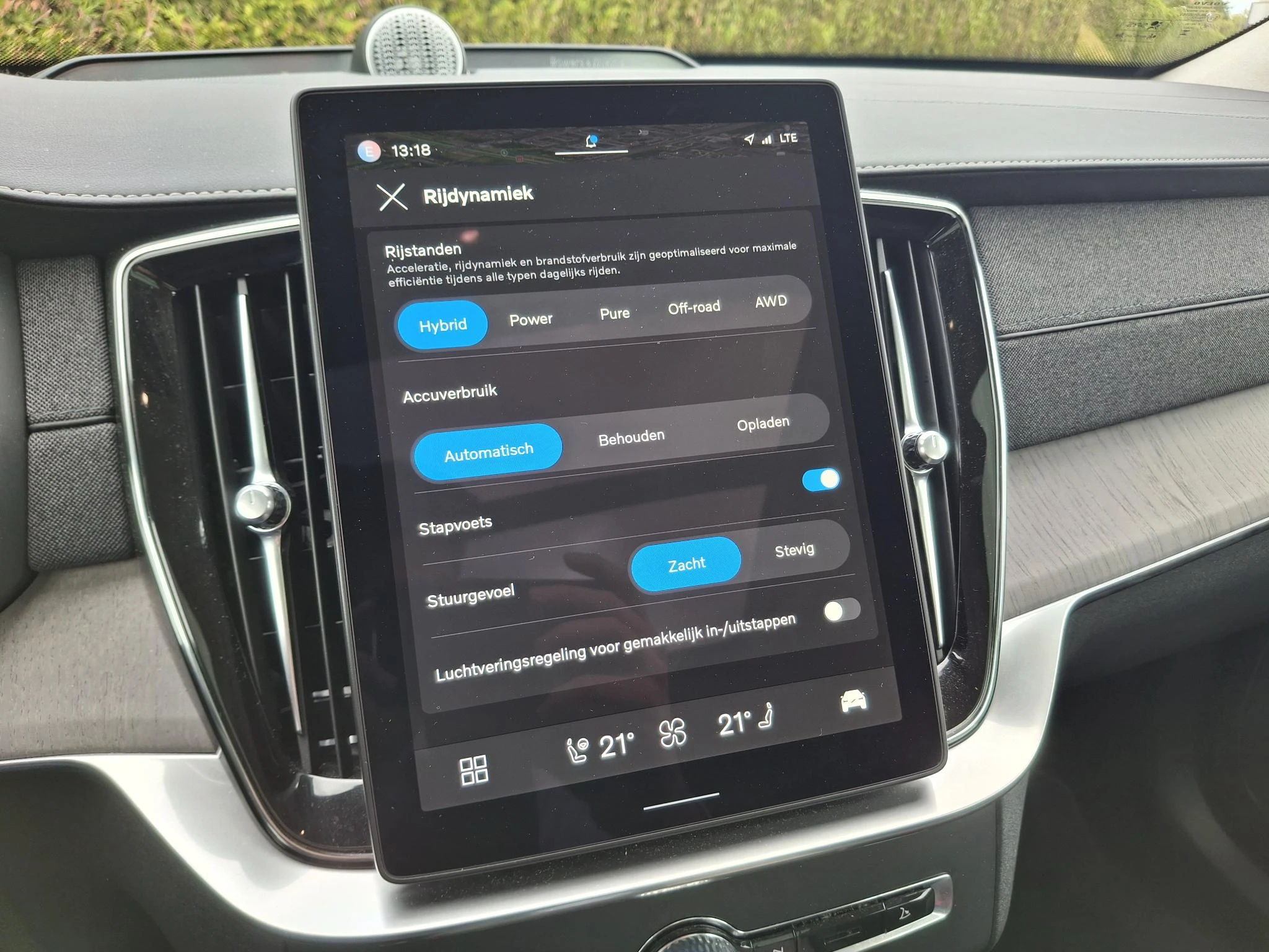 Volvo-XC90-image-24