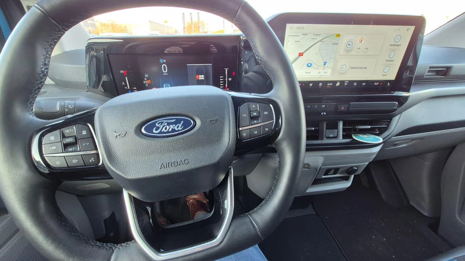 Ford-Transit Custom-image-3