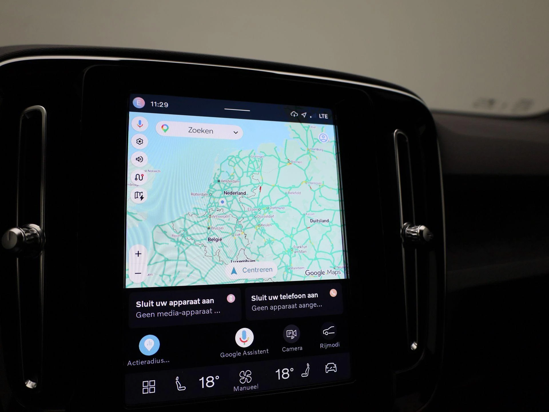 Volvo-XC40-image-18