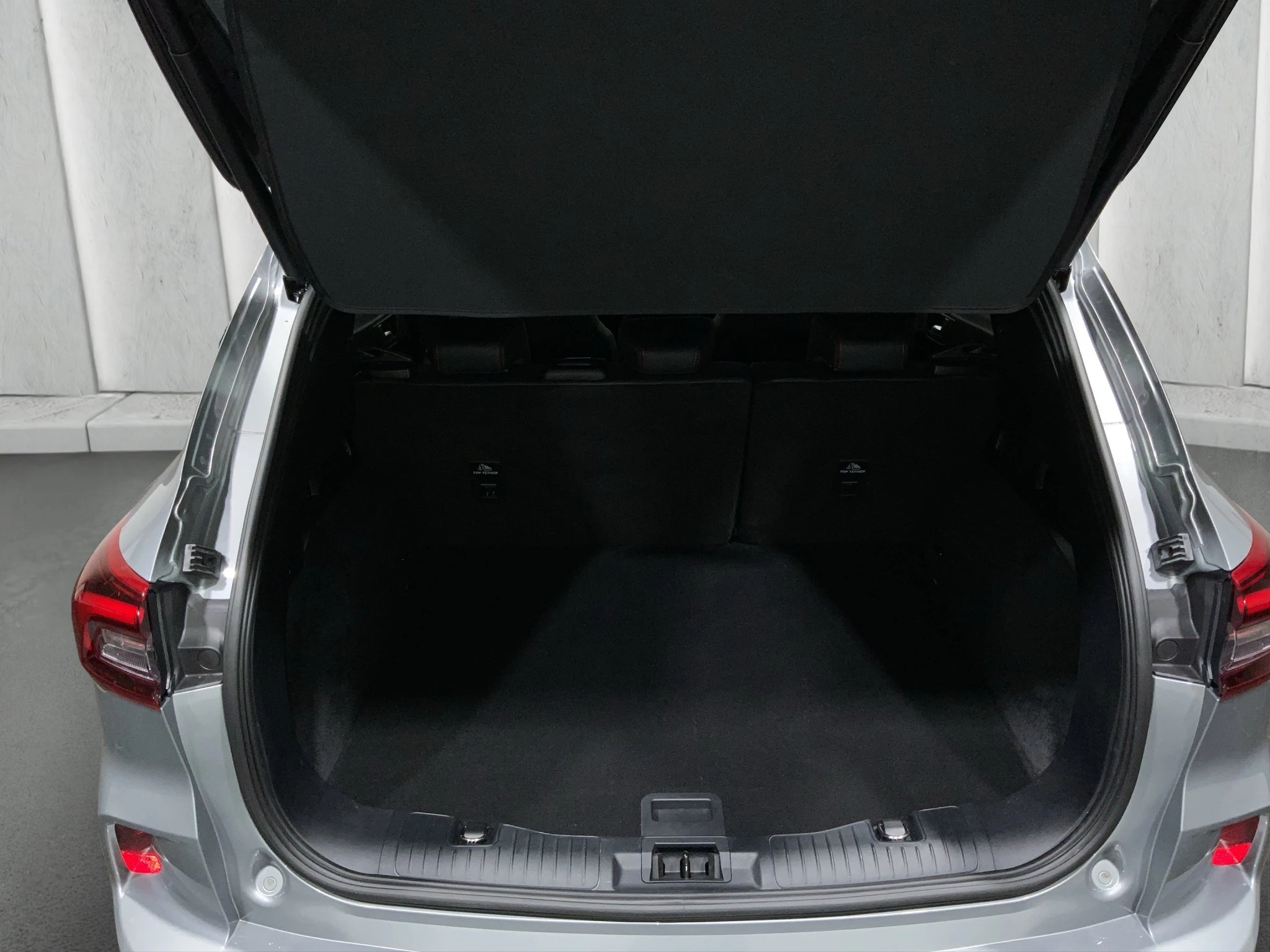 Ford Kuga ST-Line X Aut.*360GRAD*LED-MATRIX*NAVI*GRA*WINTER-PKT.