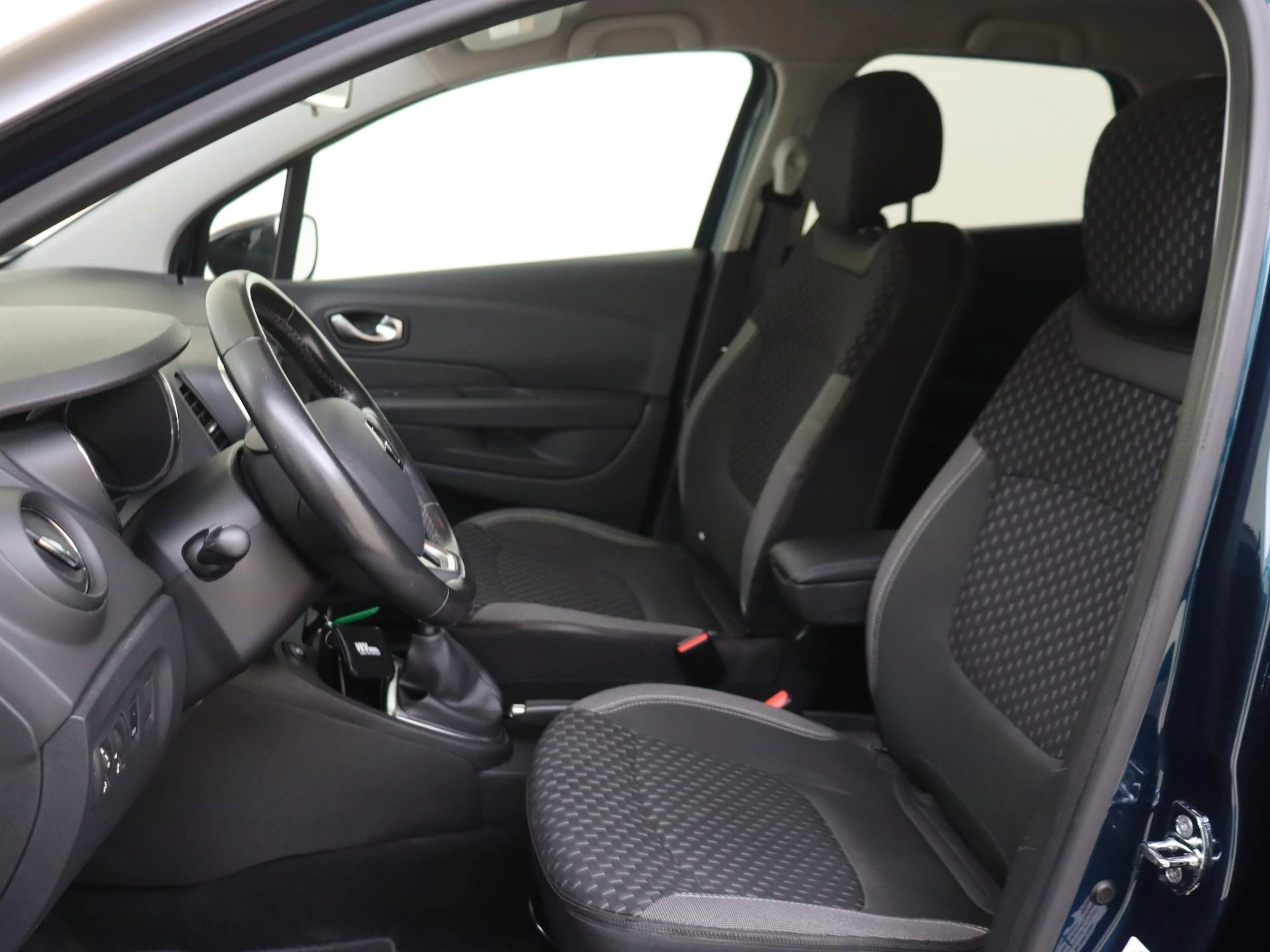 Renault-Captur-image-17