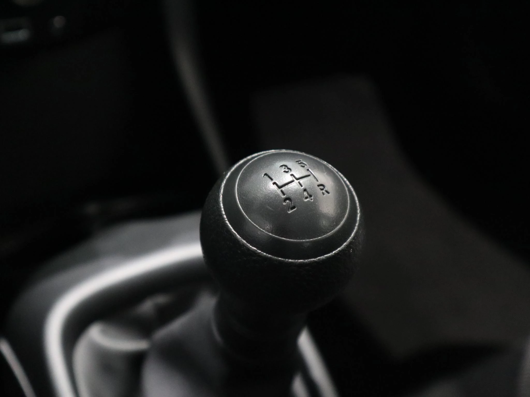 Peugeot-108-image-13