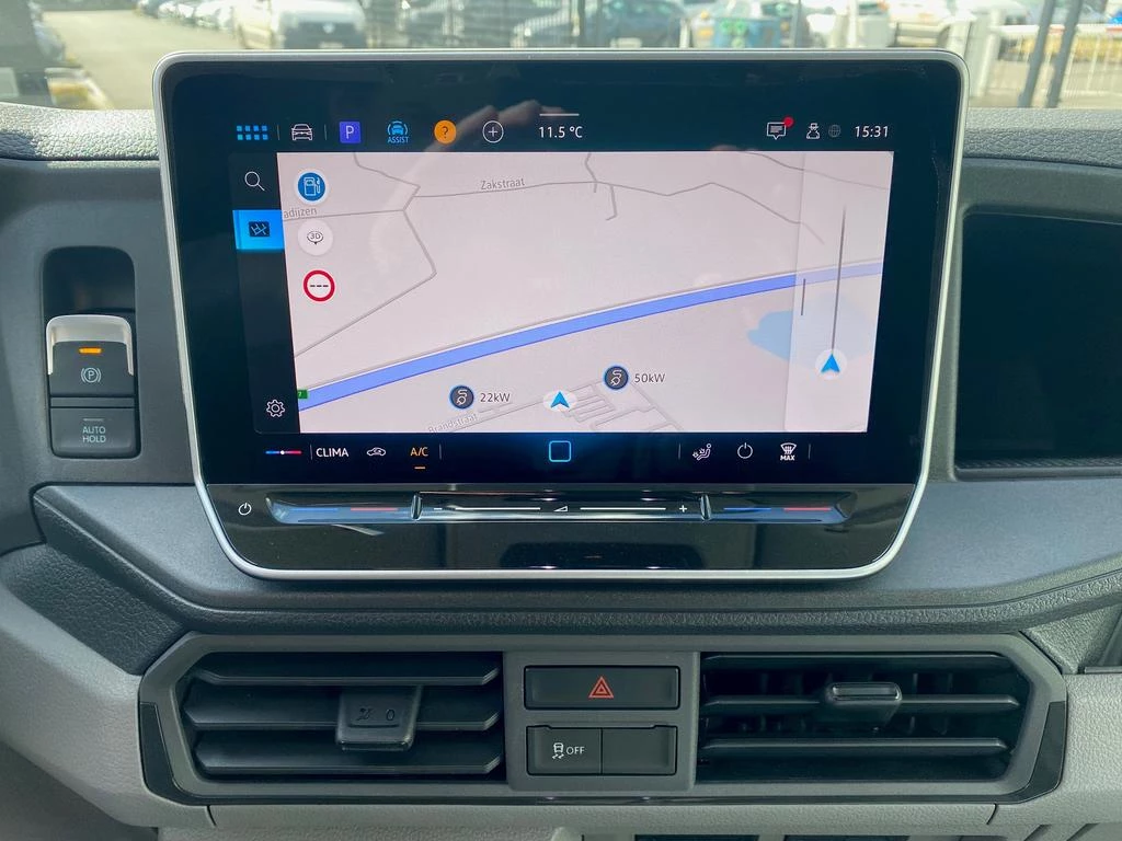 Volkswagen Crafter 35 Lwb Crafter 35 Wheelbase: 4490 mm Engine: 2,0 l 120 kW Gearbox: 8sp Automatic FWD