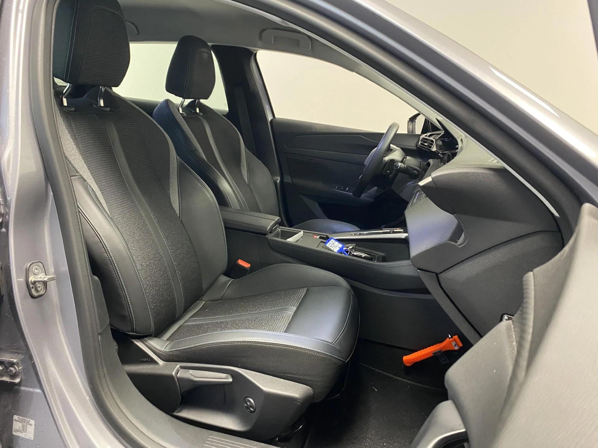Peugeot-308-image-10