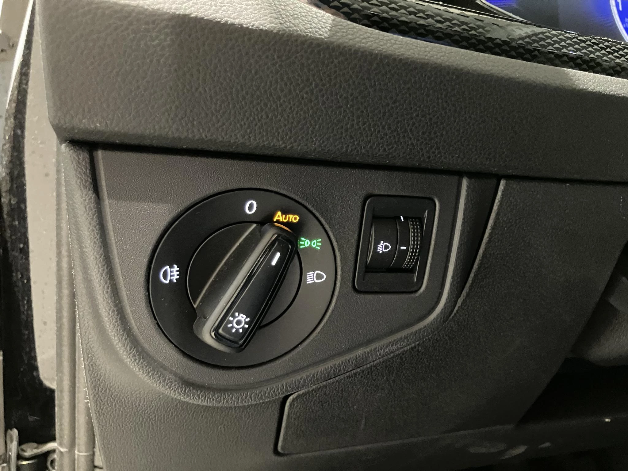 Volkswagen-Taigo-image-13