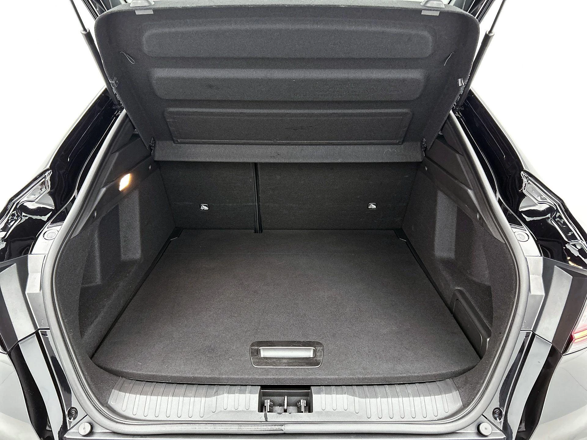 Renault-Arkana-image-17